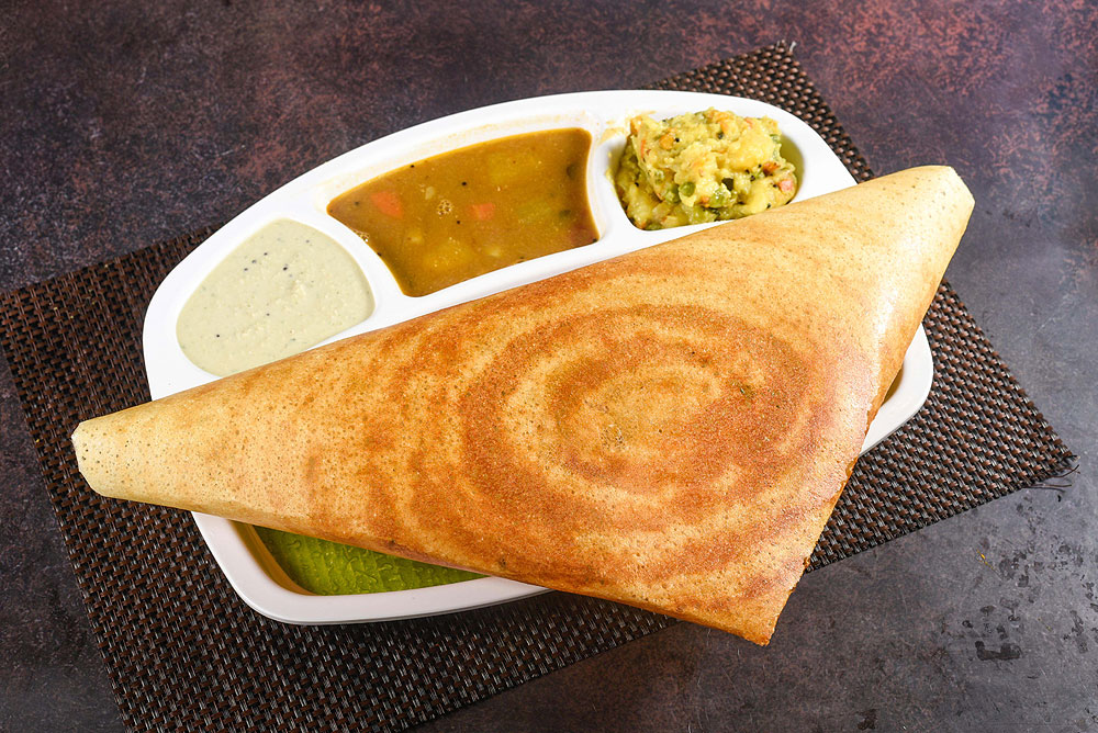 Schezwan Cheese Dosa