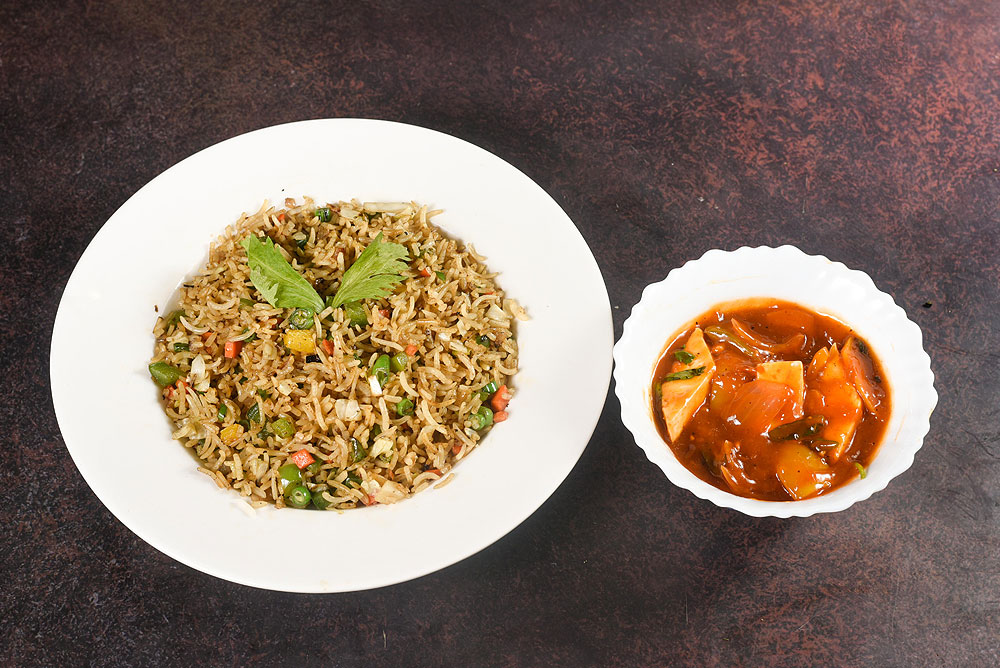 Fried Rice with Chilli Paneer